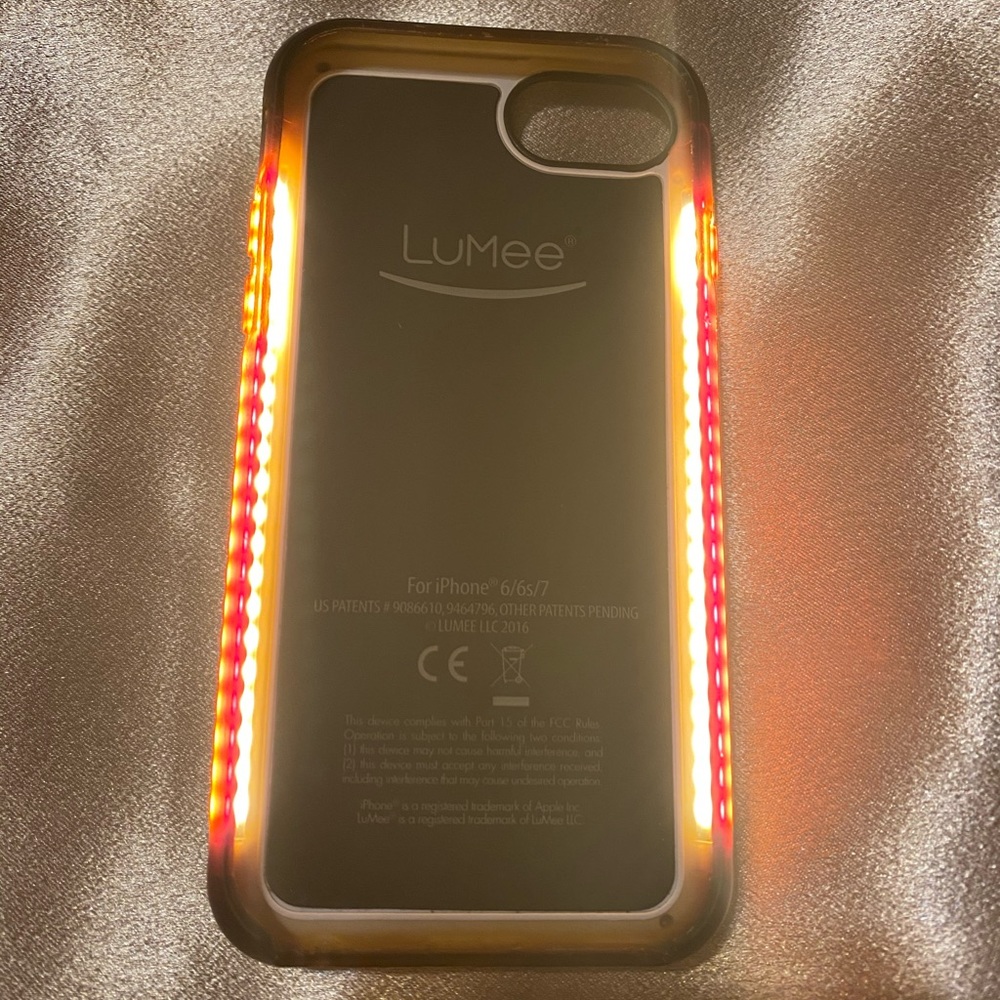 LuMee iPhone 8 case - Picture 4 of 7